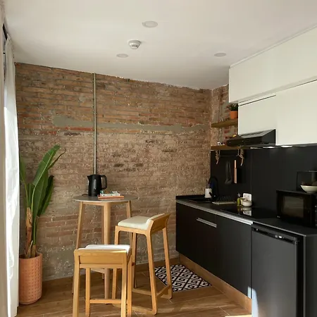 Apartment A 15 Min De Ramblas En Metro *