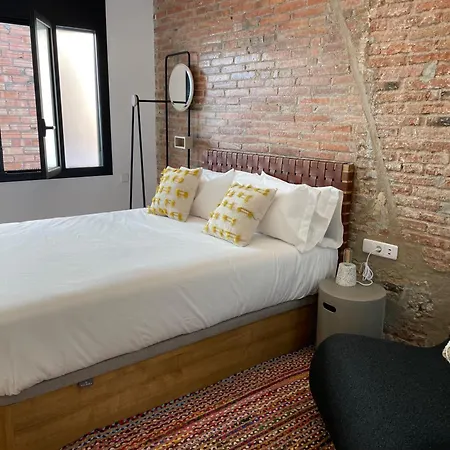Apartment A 15 Min De Ramblas En Metro
