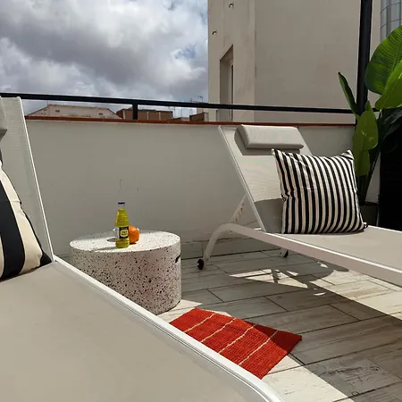 A 15 Min De Ramblas En Metro Apartment *